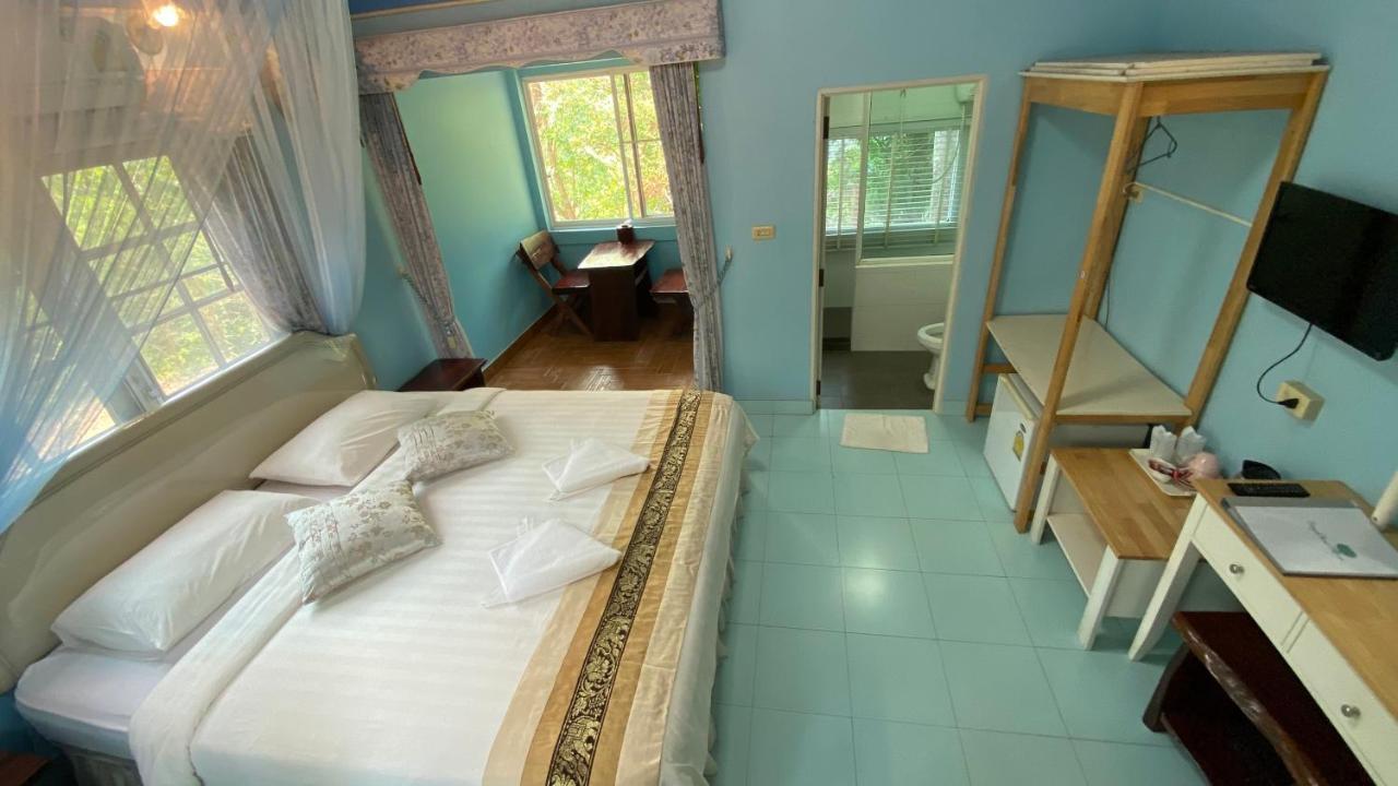 Saiyok River House Sai Yok