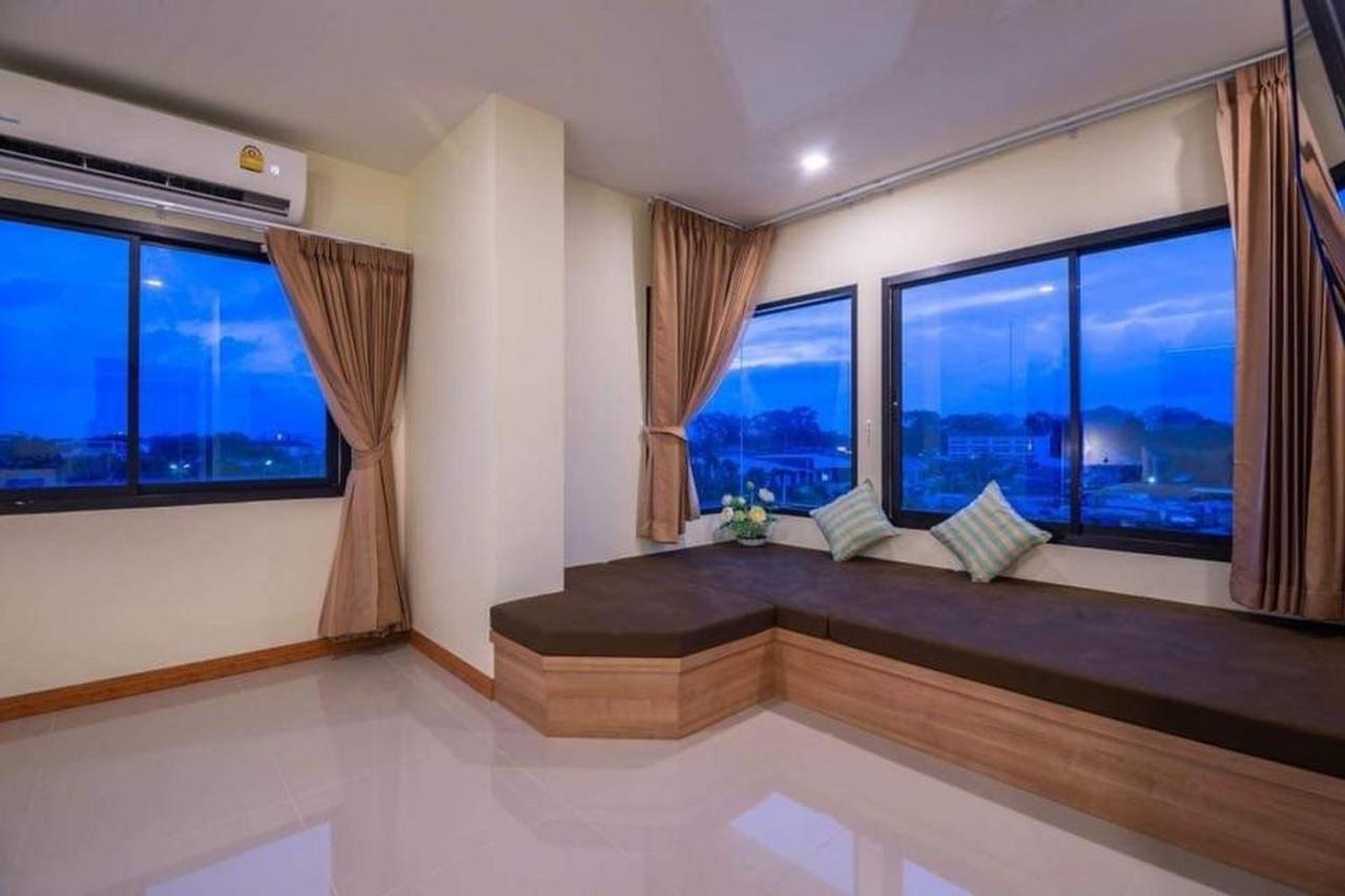 Pura Nakhon