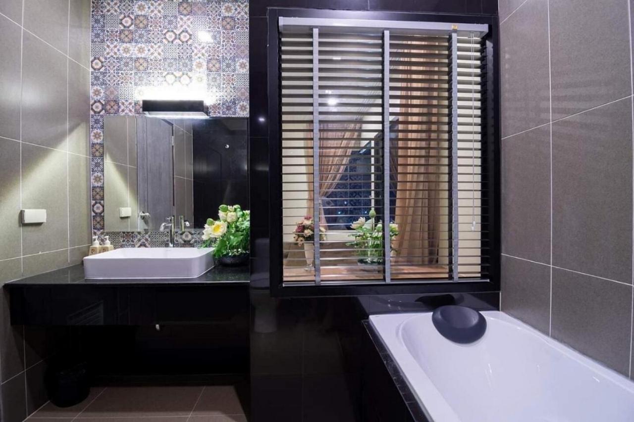 Hotel Pura Nakhon 4*