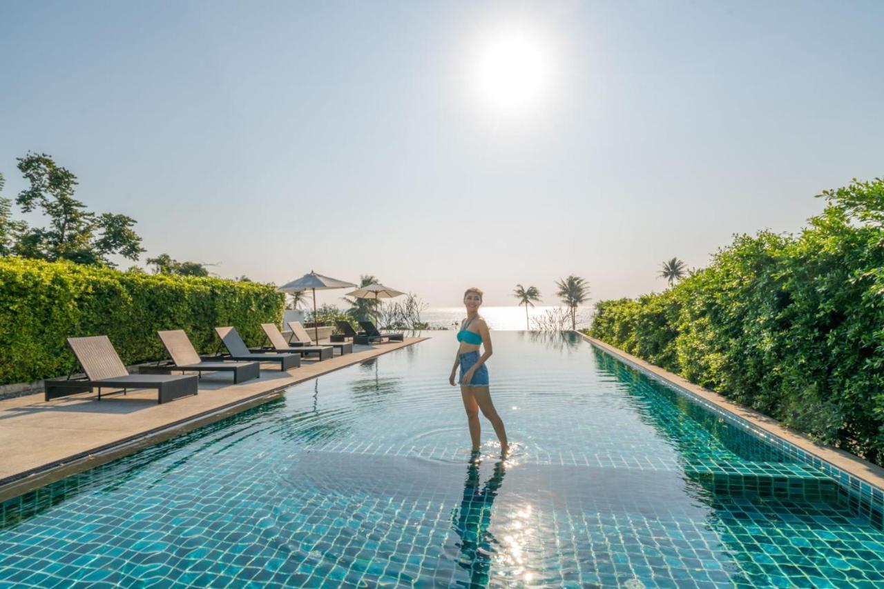 Seanery Beach Resort 4*