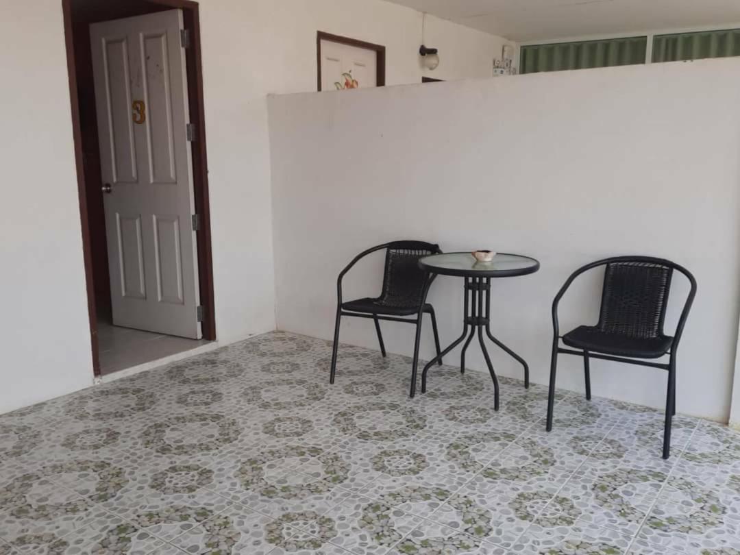 Pon Guest house *
