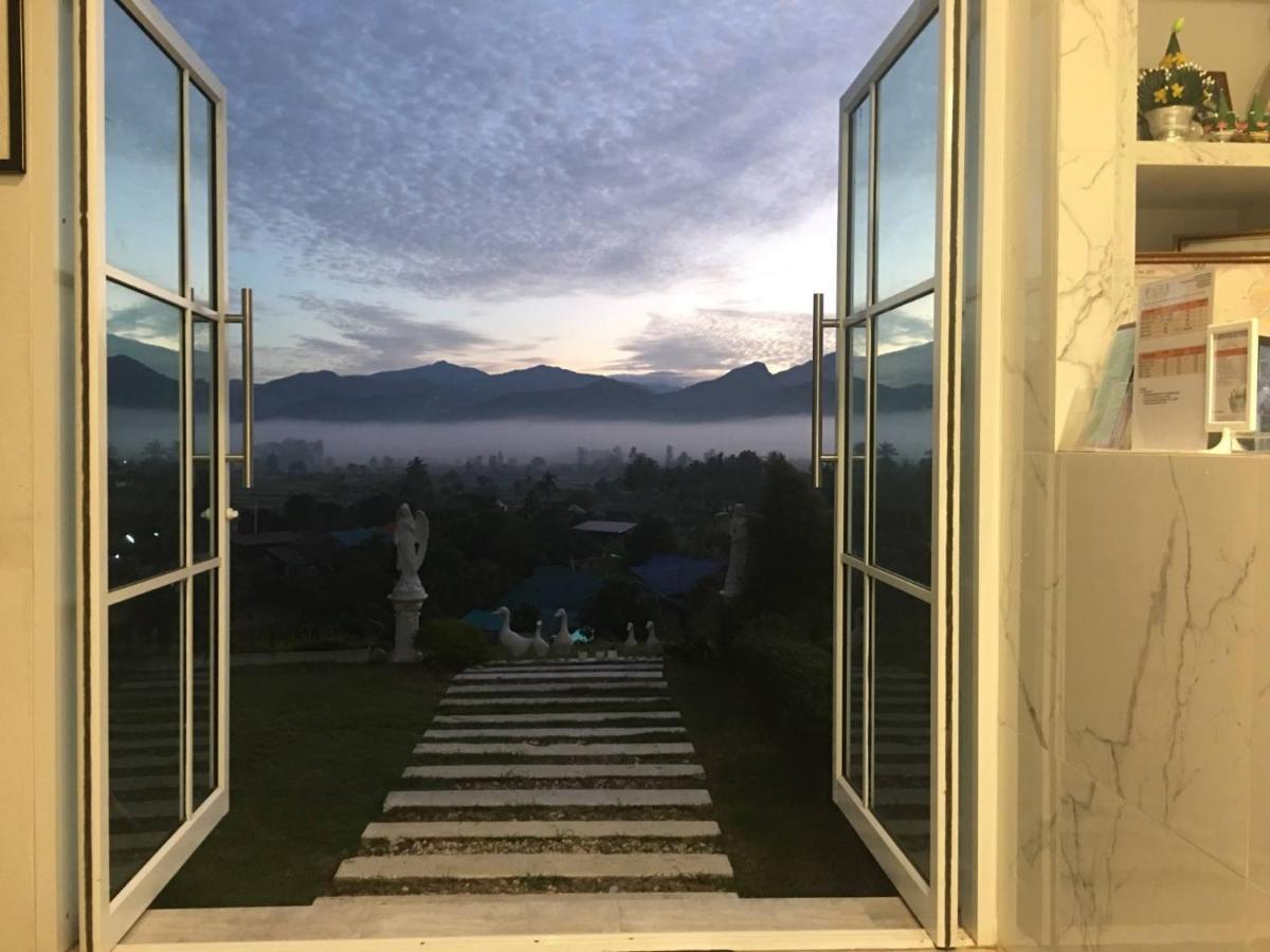 De View Boutique Hotel Pua