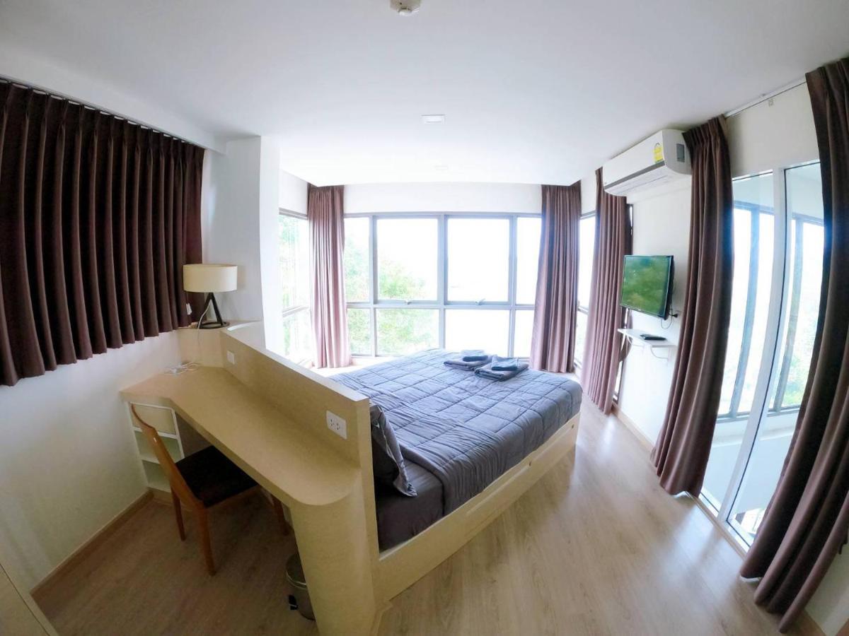 Aparthotel Sonrisa Srirachaที่พักติดทะเล