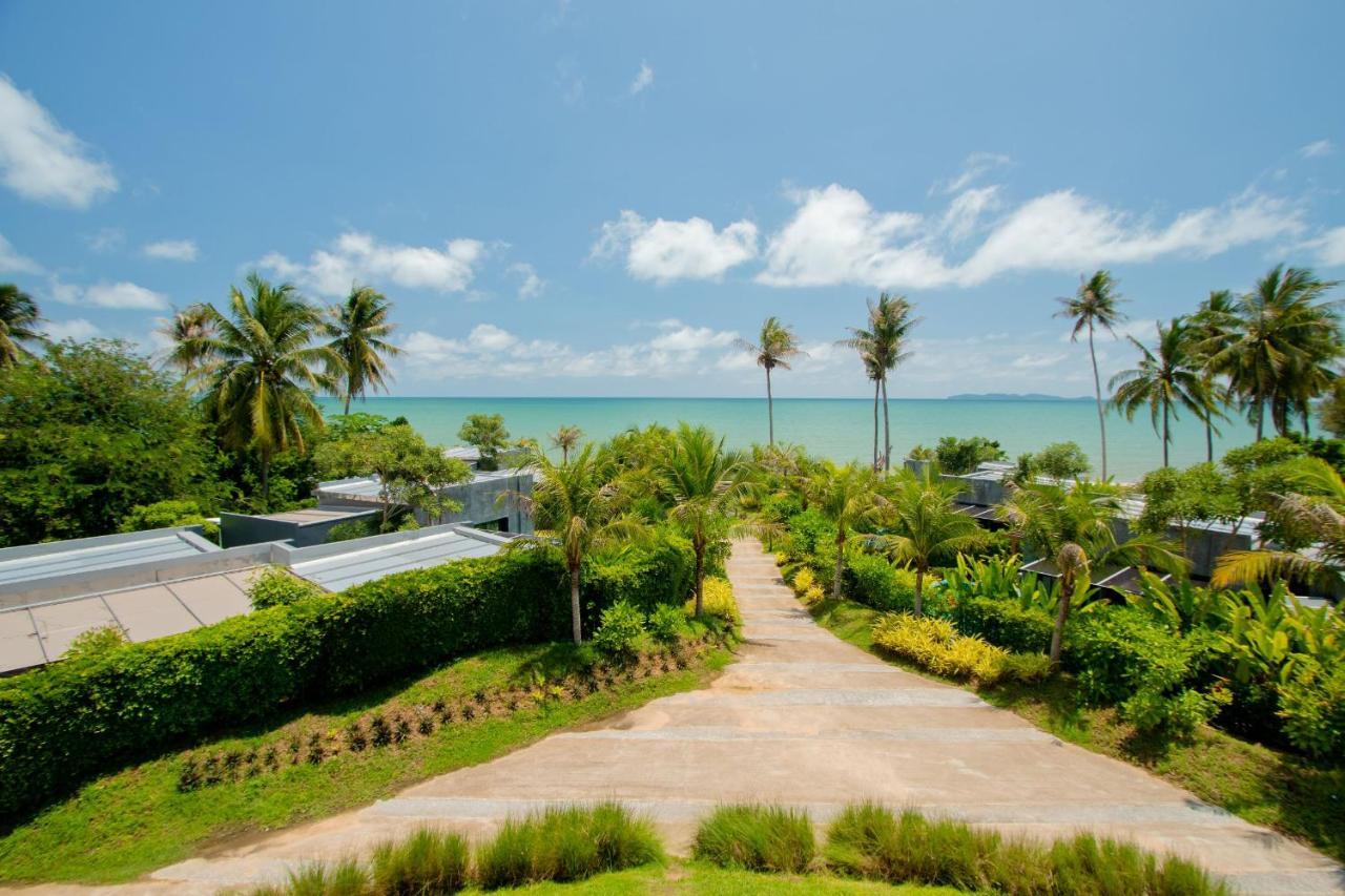 Seanery Beach Resort Bang Saphan