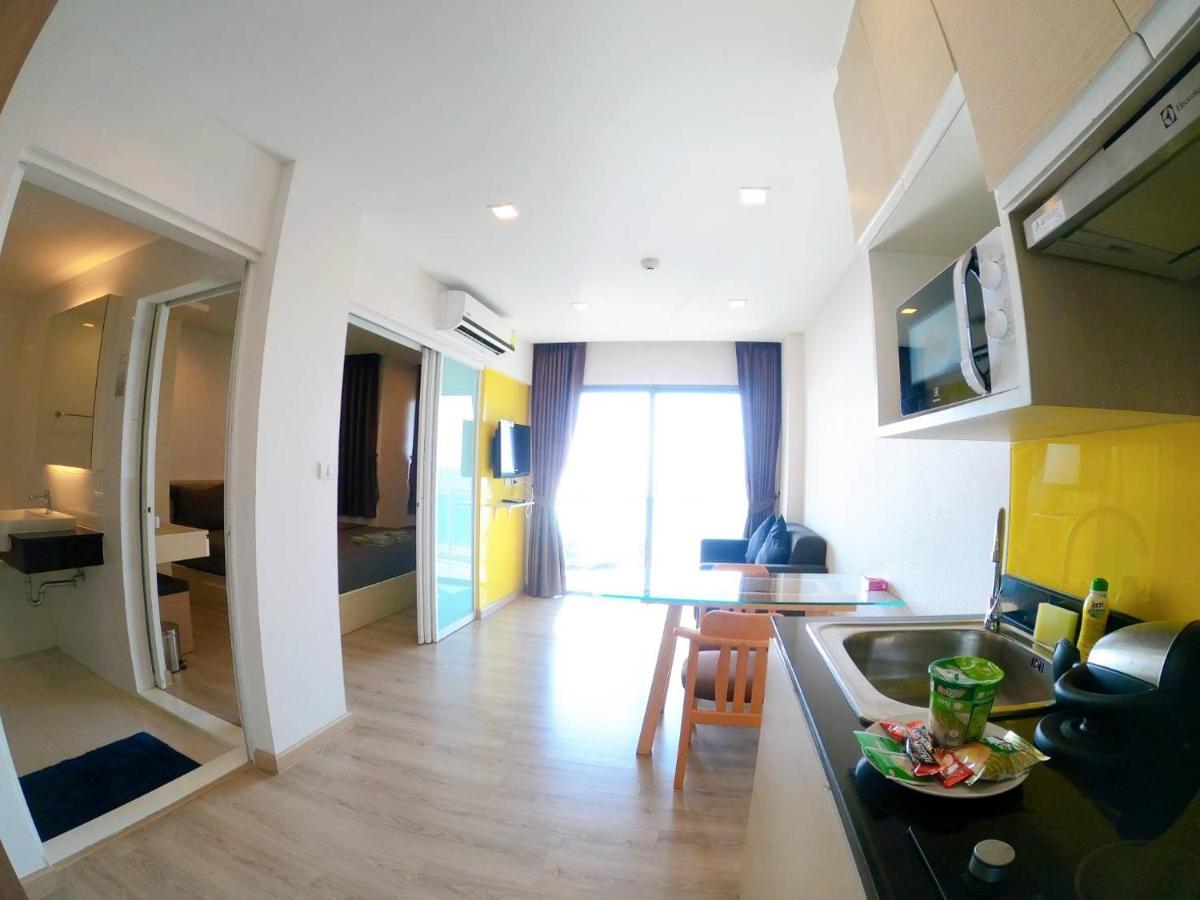 Aparthotel Sonrisa Srirachaที่พักติดทะเล 3*