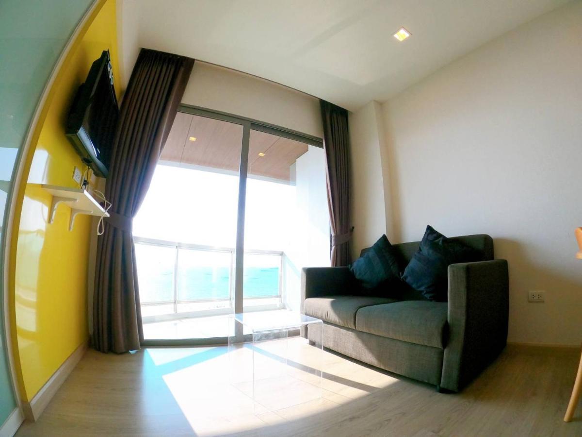 Aparthotel Sonrisa Srirachaที่พักติดทะเล Si Racha