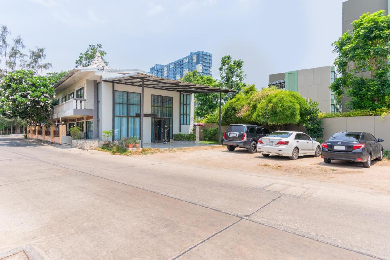Oyo 884 Baan Sang Chan Hotel Cha-Am