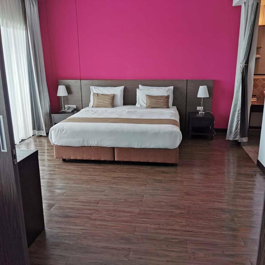 Coco View Hotel