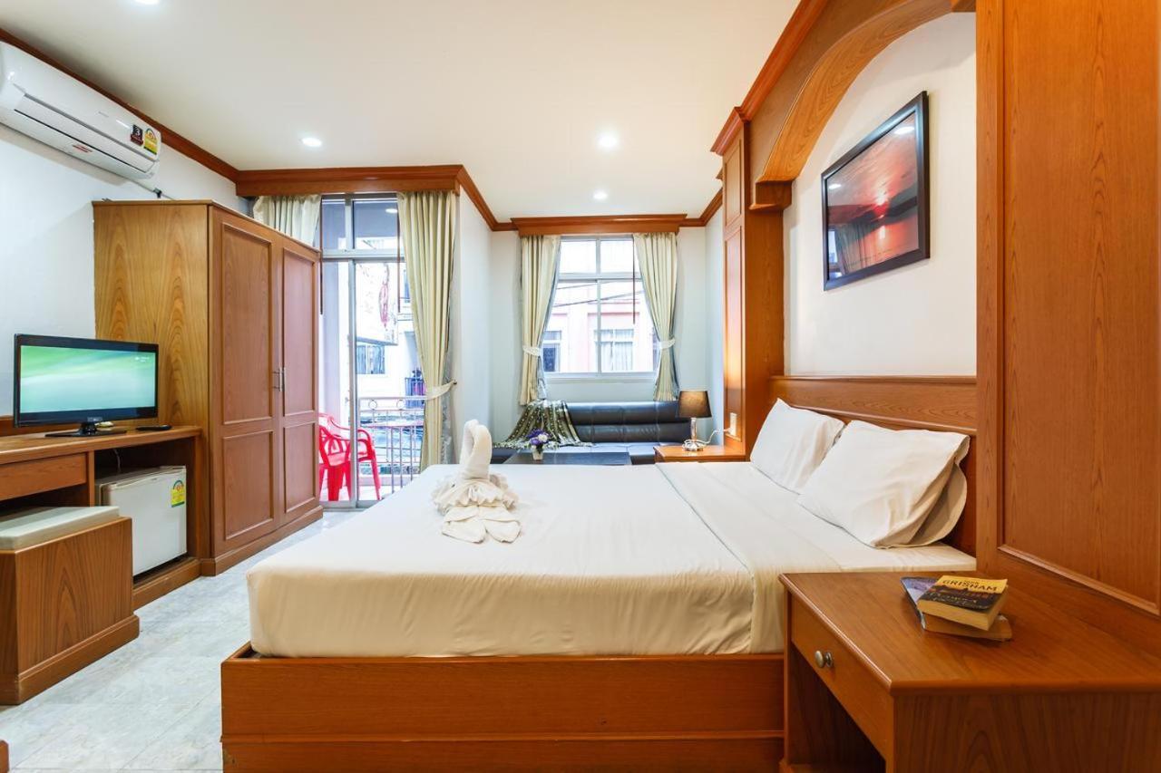Oyo 739 Presley Phuket Hotel 2*