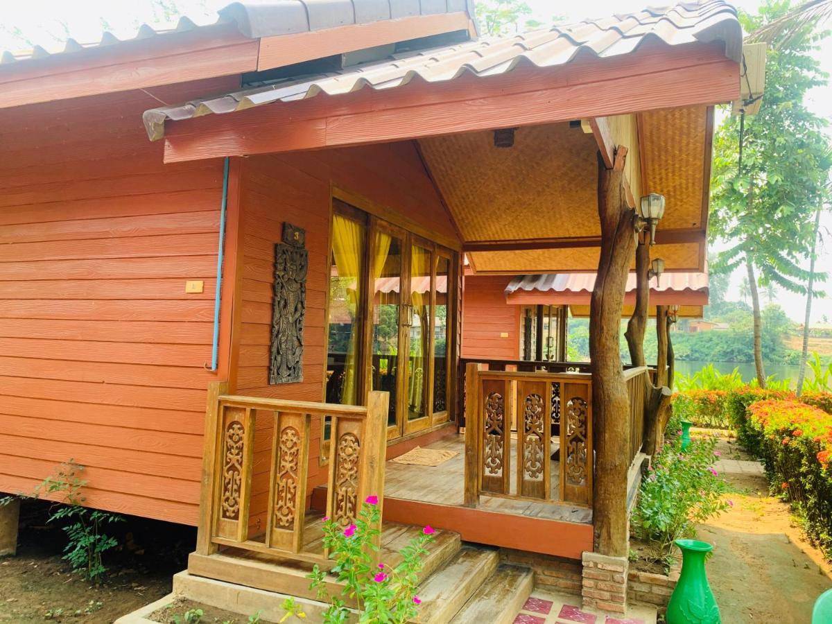 Buasawan & Restaurant Resort Kanchanaburi