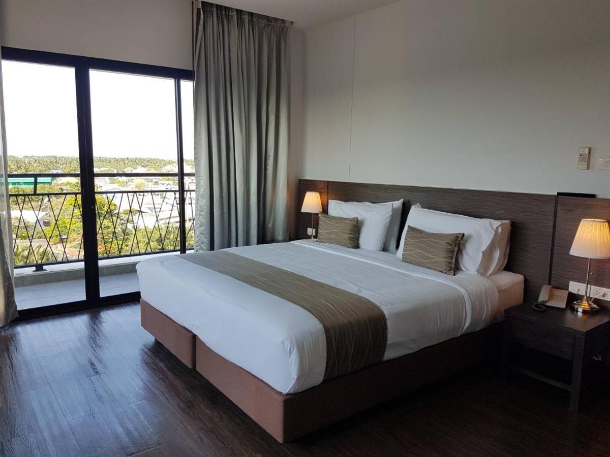 Coco View Hotel 4*