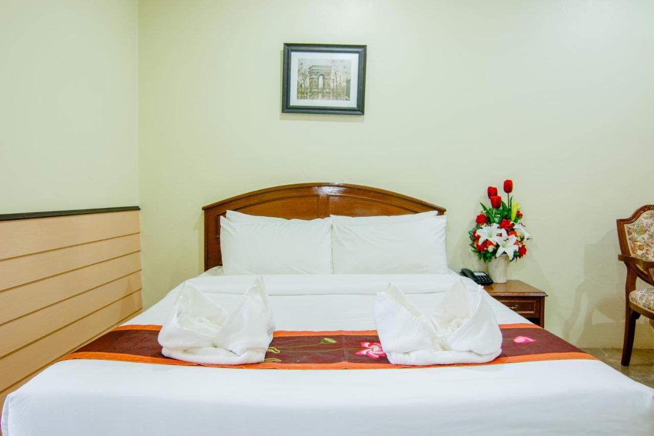 Golden Land Hotel Ban Dan Kwian