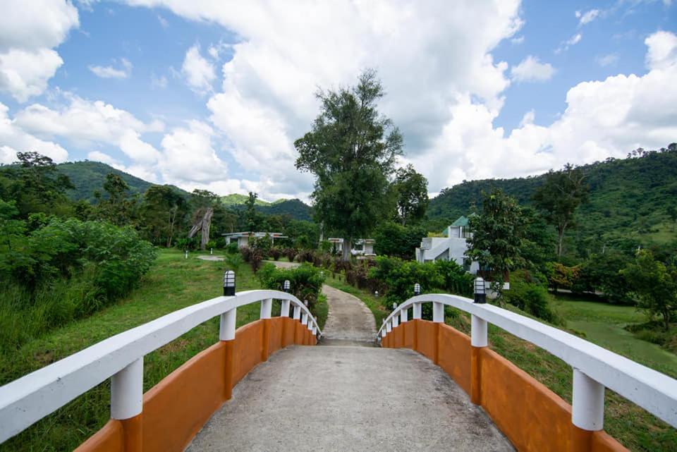 Resort Khunkhao Tamnanprai