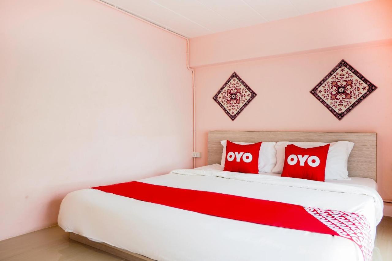 Oyo 983 The Private Hotel