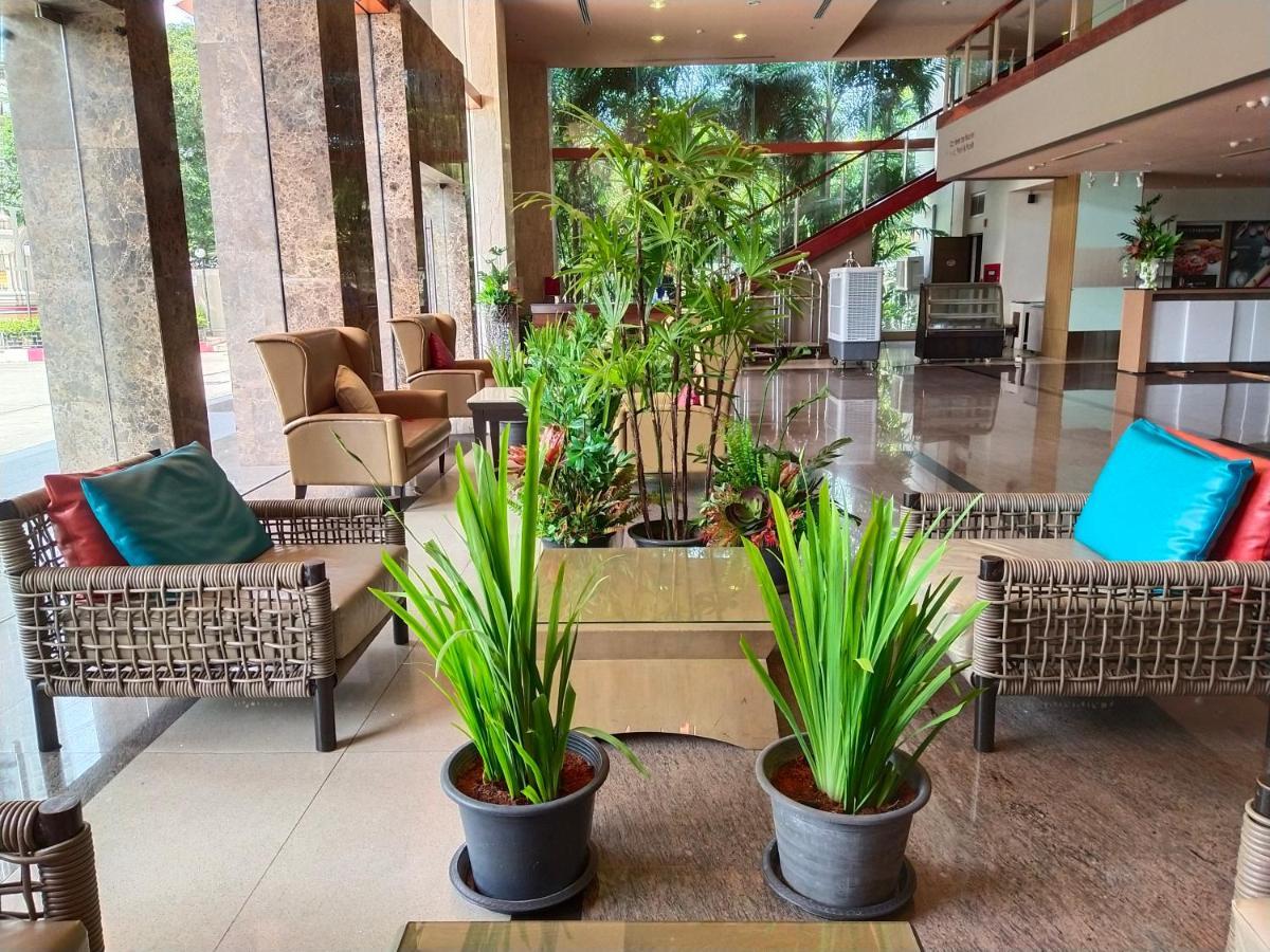 Grand Howard 5* Banguecoque