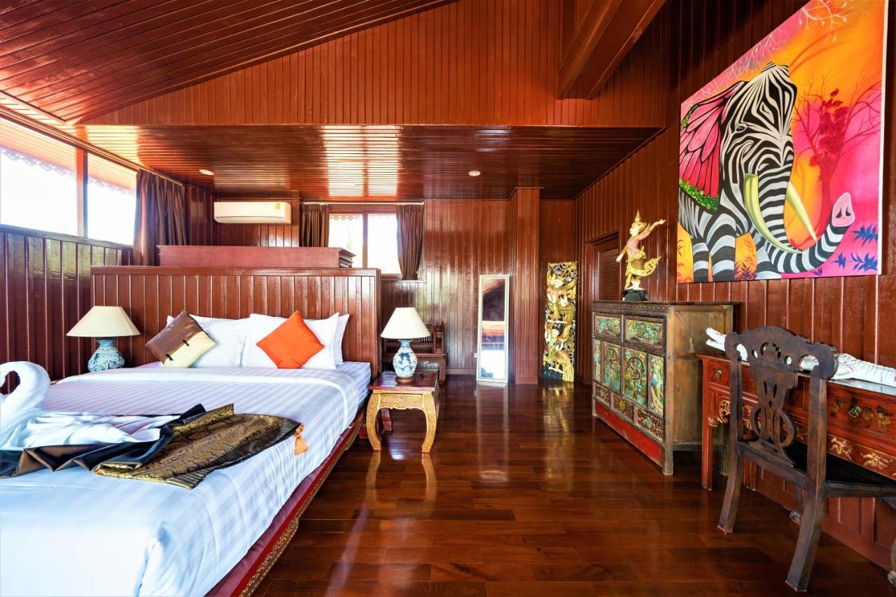 Erawan Hotel 4*
