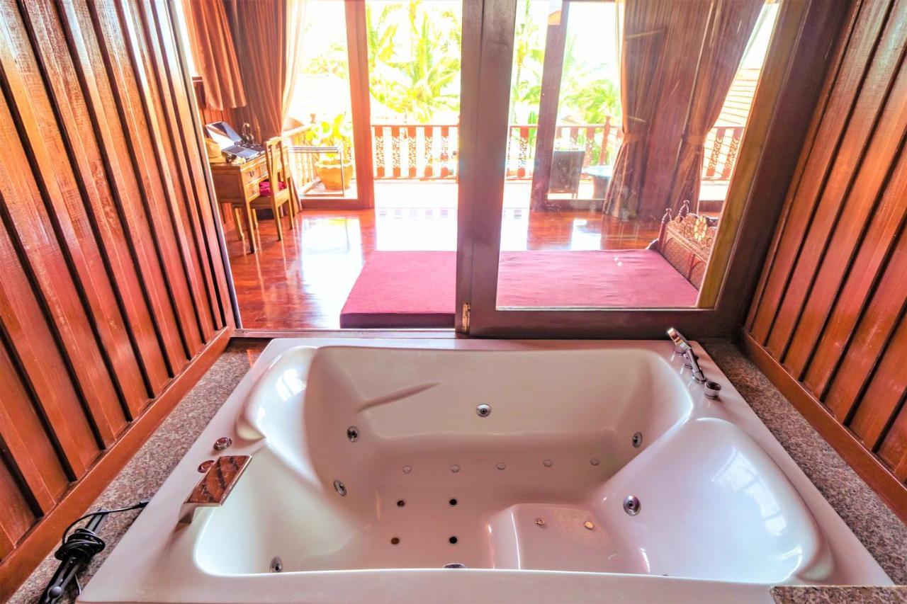 Hotel Erawan 4*