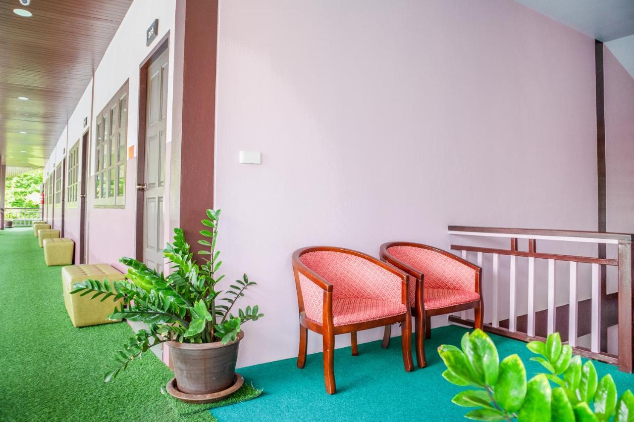 Oyo 927 Samui Platinum 2* Bophut