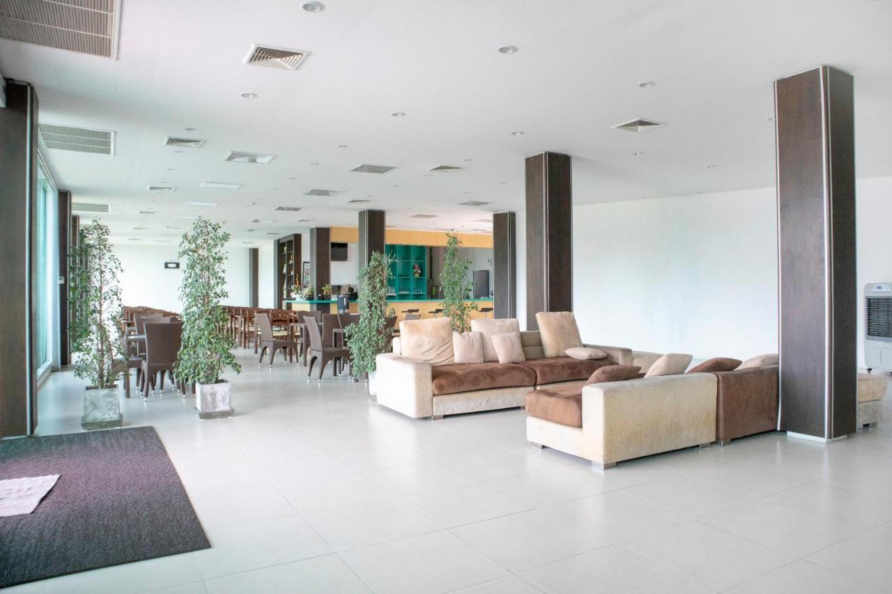 Hotel Oyo 971 Chawlada Ban ba Ngan