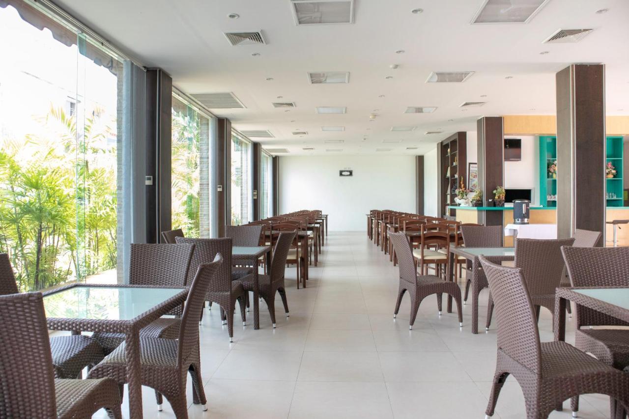 Oyo 971 Chawlada Hotel