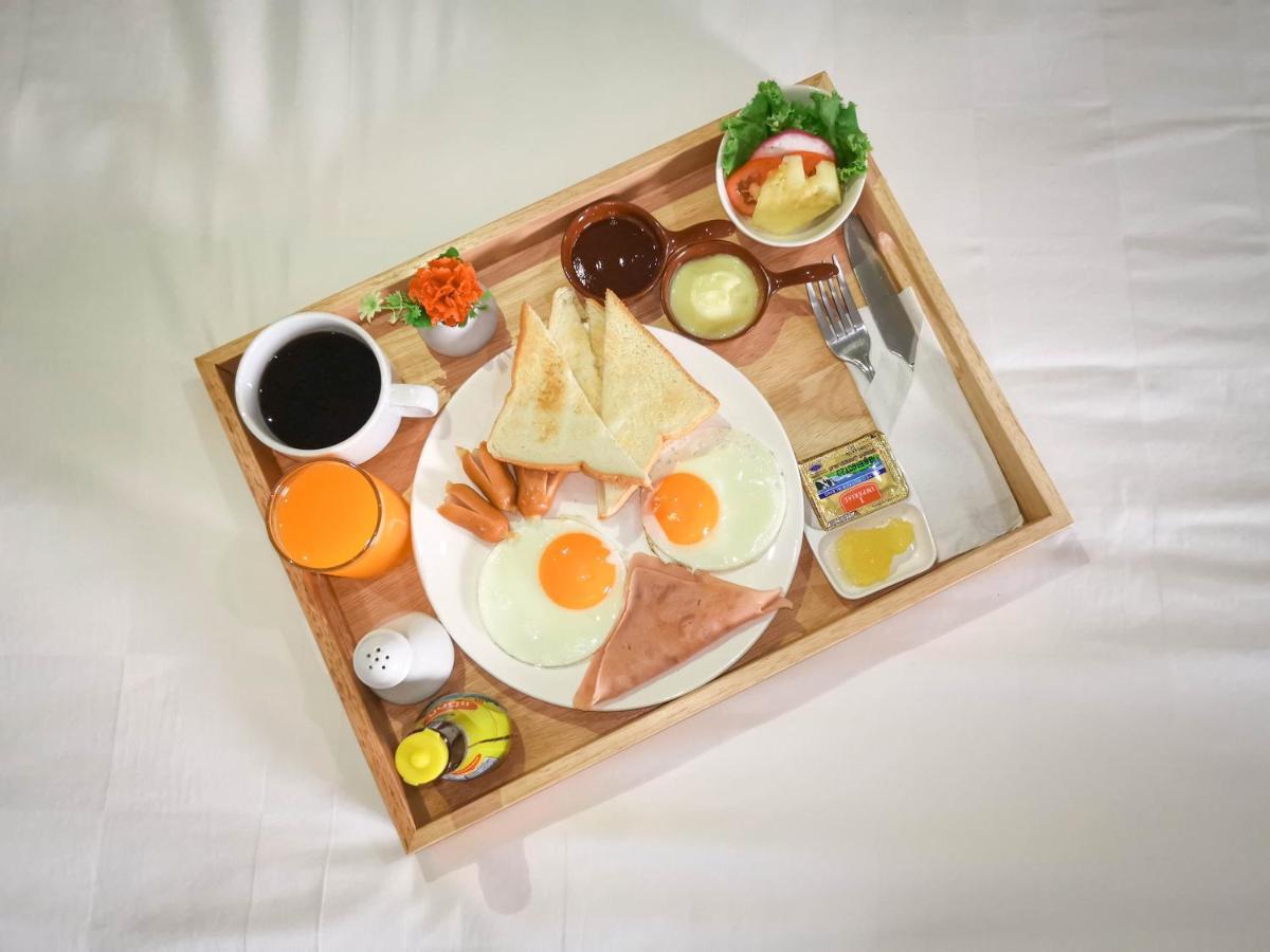 The Smart Yai Hotel
