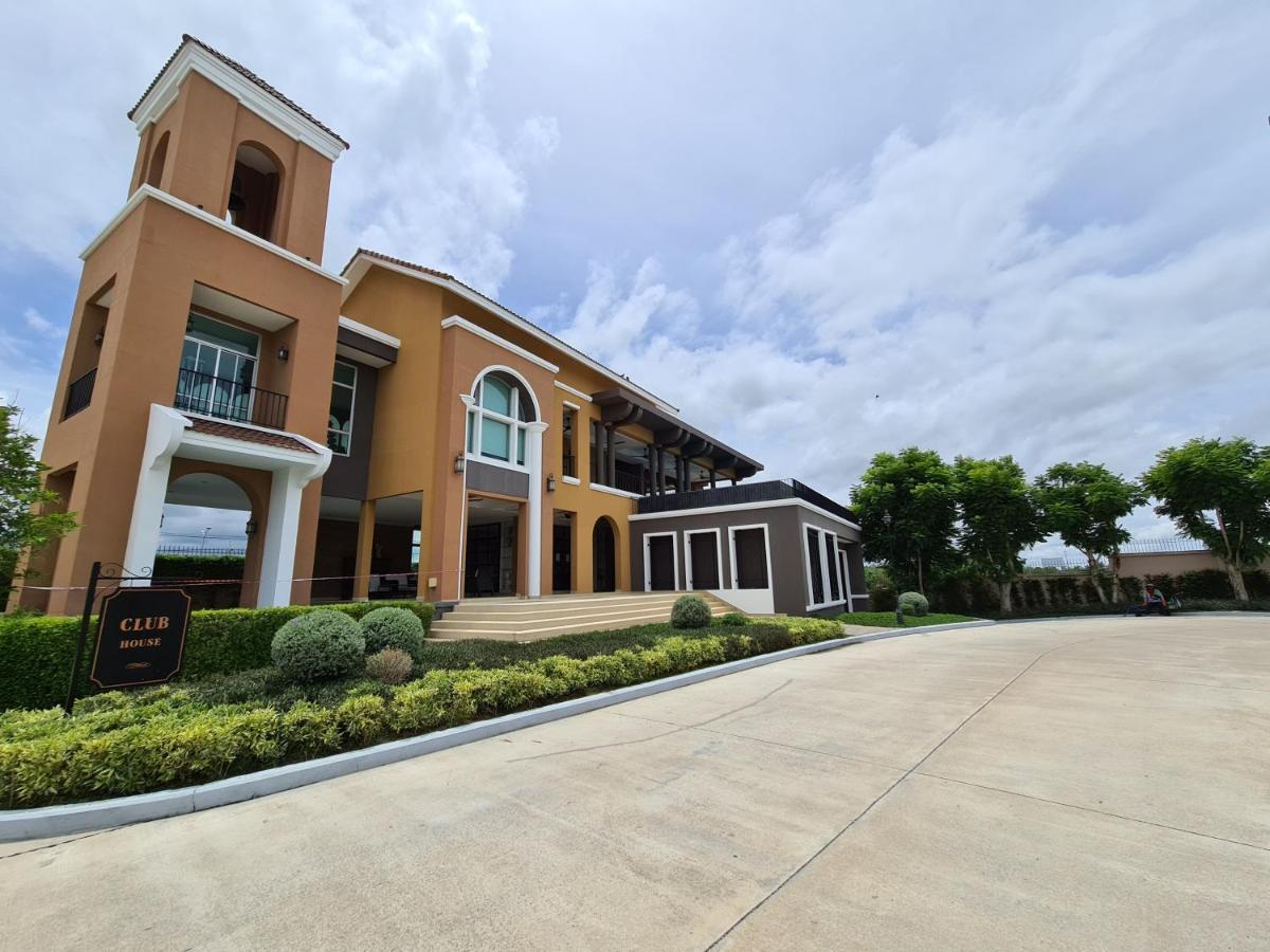 Amara Pool At Boulevard Tuscany Chaam Huahin Holiday home Cha-Am
