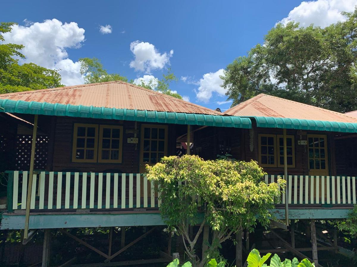 Sam's House Resort