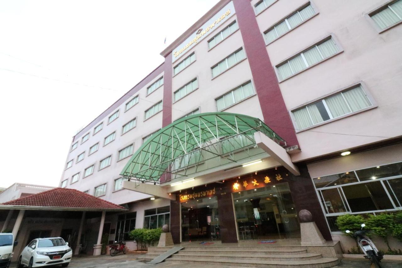 Palace 3* Chumphon