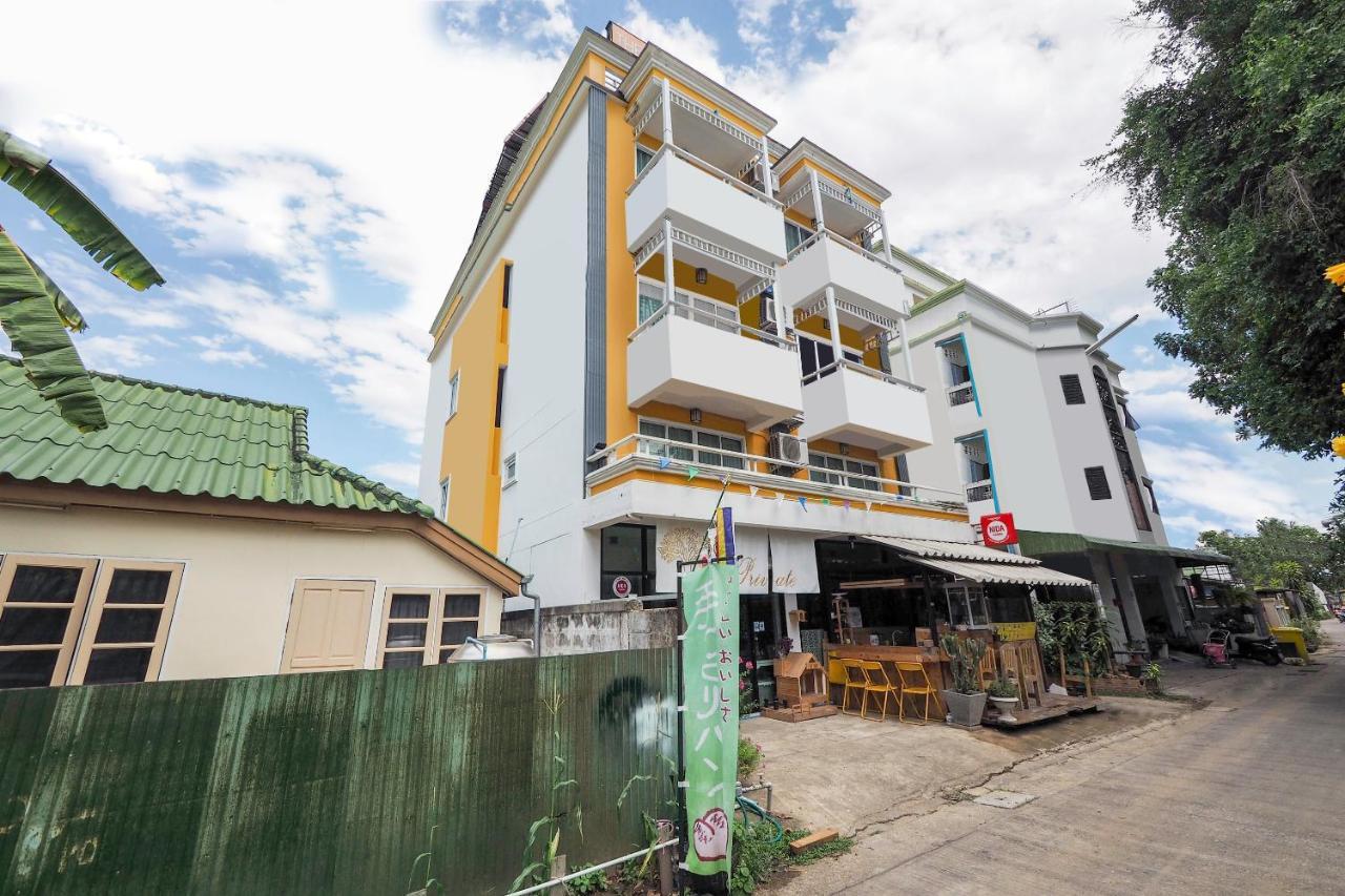Oyo 983 The Private Hotel Hotel