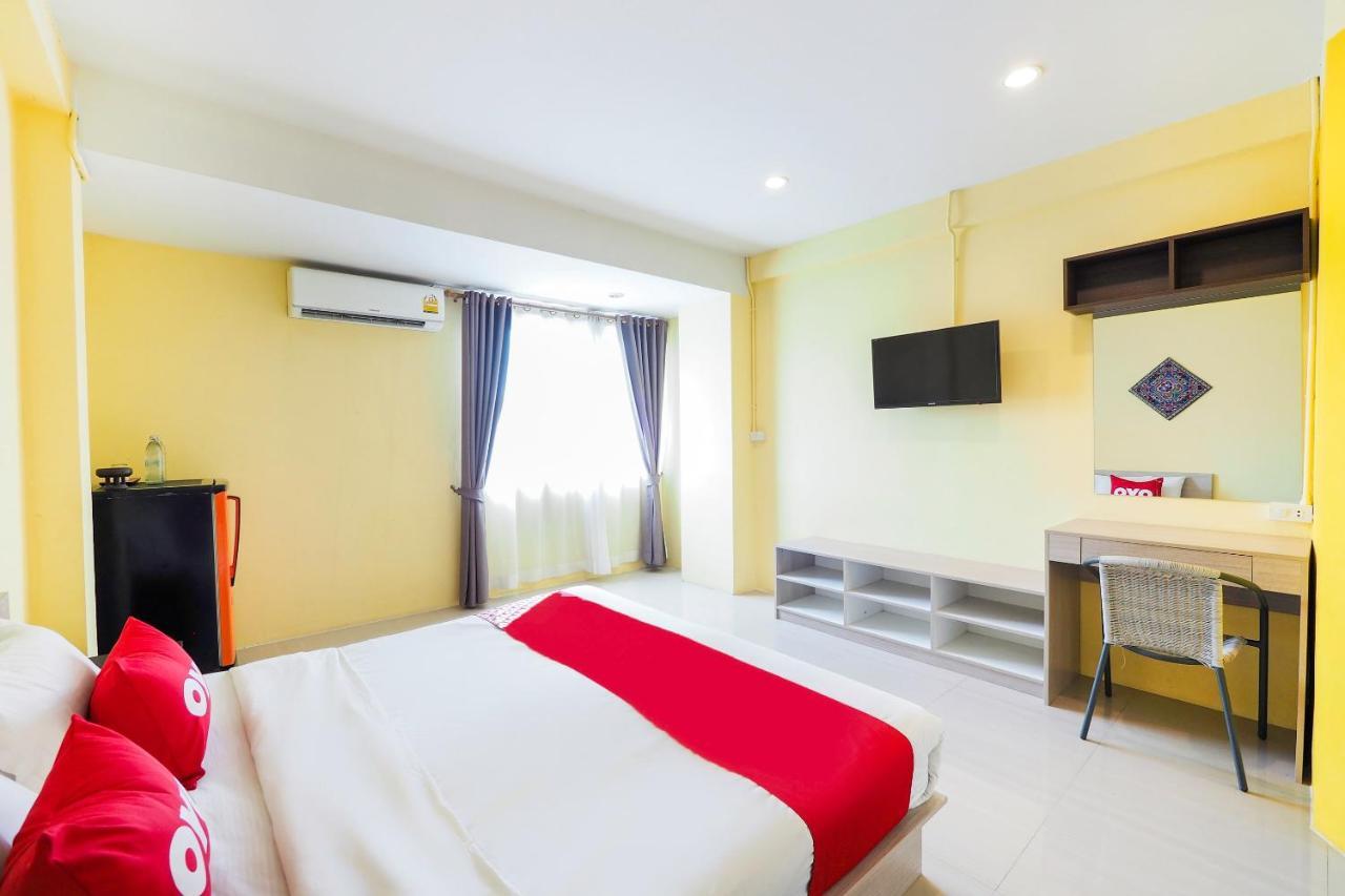 Oyo 983 The Private Hotel Chiang Mai