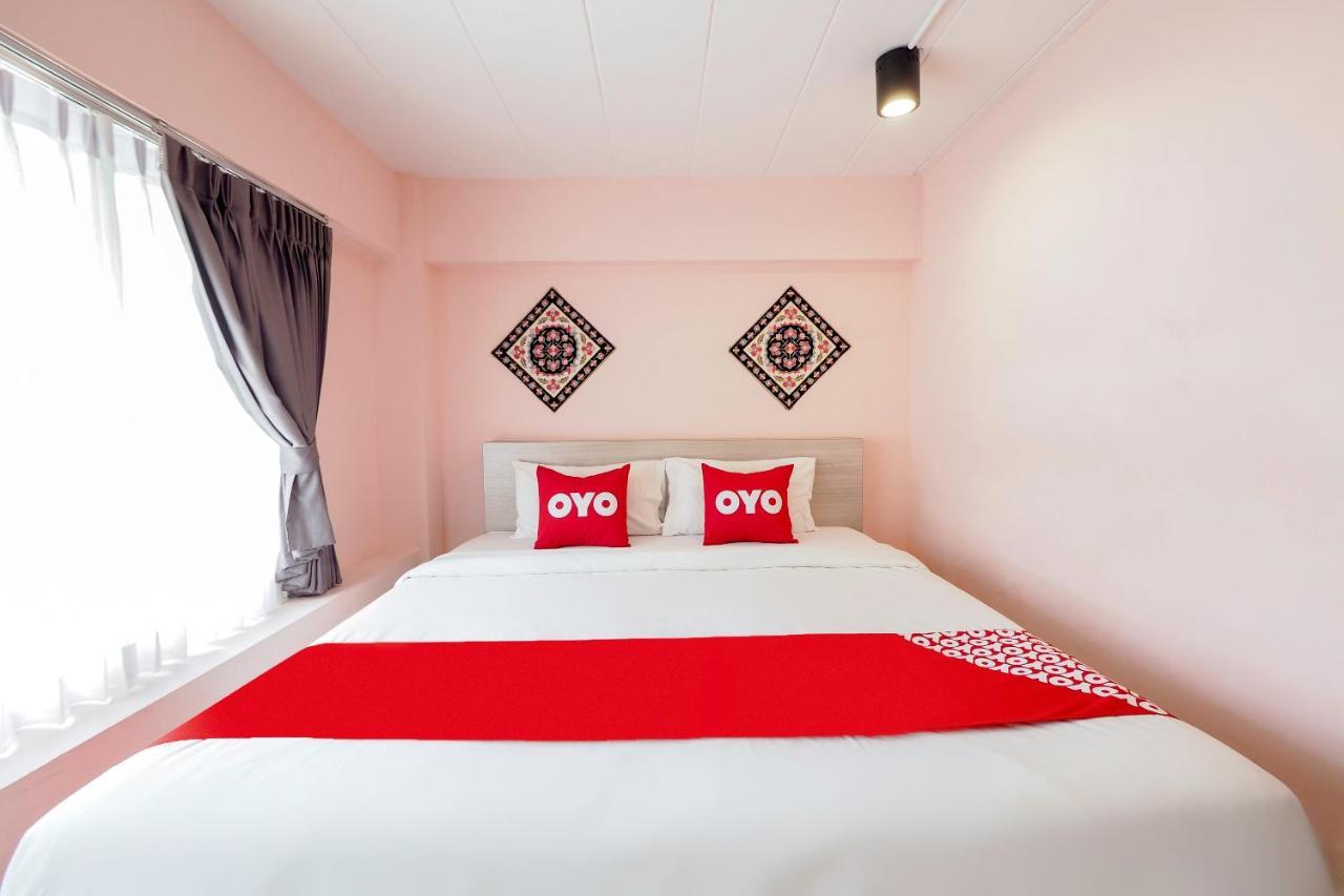 Oyo 983 The Private Hotel Chiang Mai