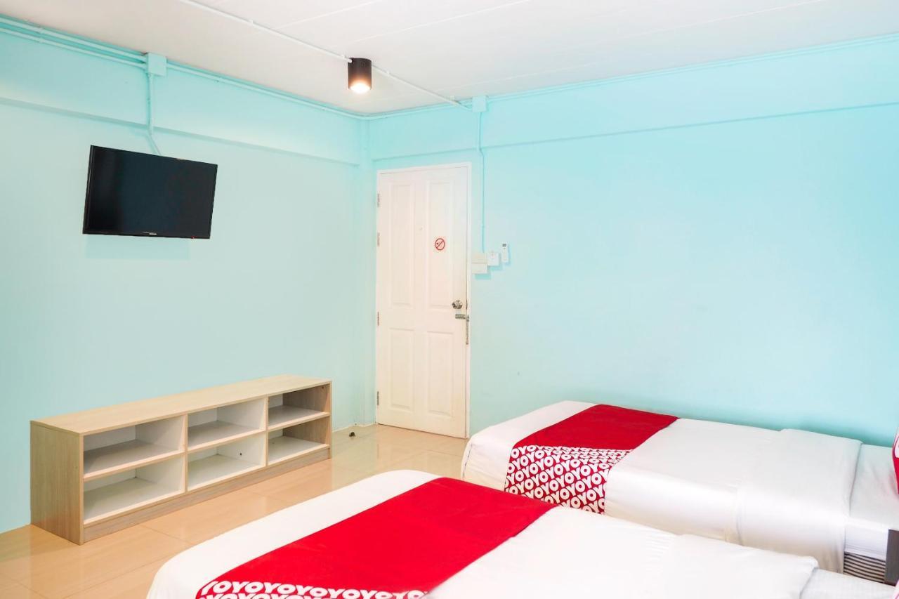 Oyo 983 The Private Hotel Hotel Chiang Mai