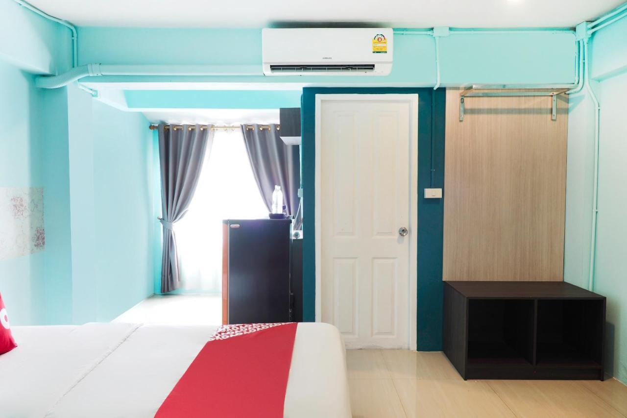 Oyo 983 The Private Hotel Chiang Mai