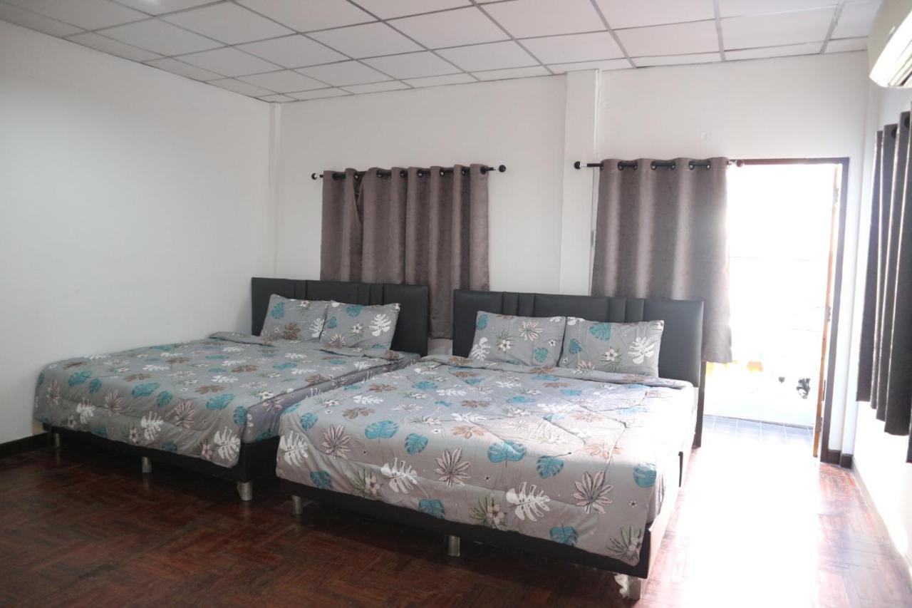 Sam Chaam Hotel 3*