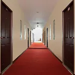Oyo 792 Omsaga Phuket Hotel