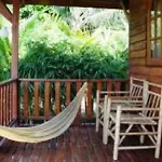 Sea Salad Resort