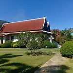 Gardenia Oceanfront Villa