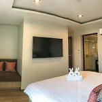 Hotel De Sripoom -SHA Extra Plus
