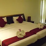 Baan Pulaoon