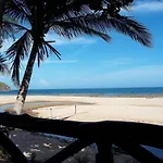 Mae Haad Beach View Resort