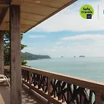 Koh Chang Hut Hotel