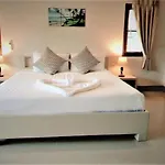 Breeze Bay Villa