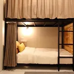 Lupta Hostel Patong Hideaway