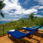 Overthemoon Luxury Pool Villas