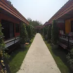 Bb House Beach Resort