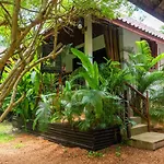 Alcove Bungalow