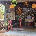 Alcove Bungalow