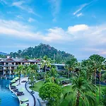 Holiday Ao Nang Beach Resort, Krabi