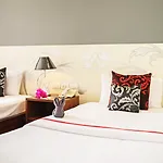 Grand Jomtien Palace Hotel - Sha Extra Plus