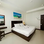 Q Victory Patong Hotel
